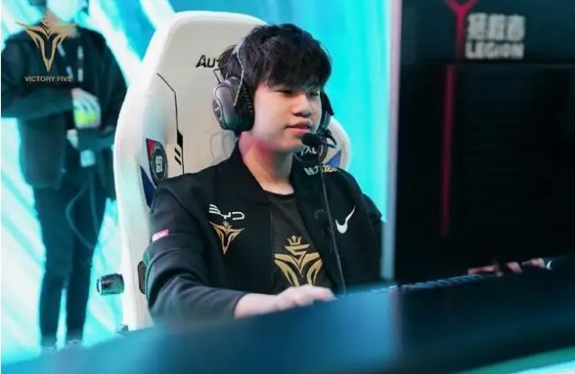 潜力中场 潜力中场